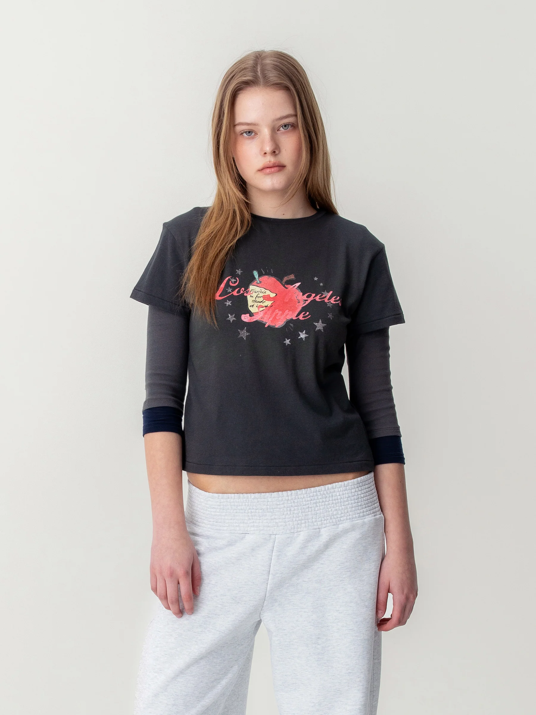 APPLE GRAPHIC TEE - Image 6