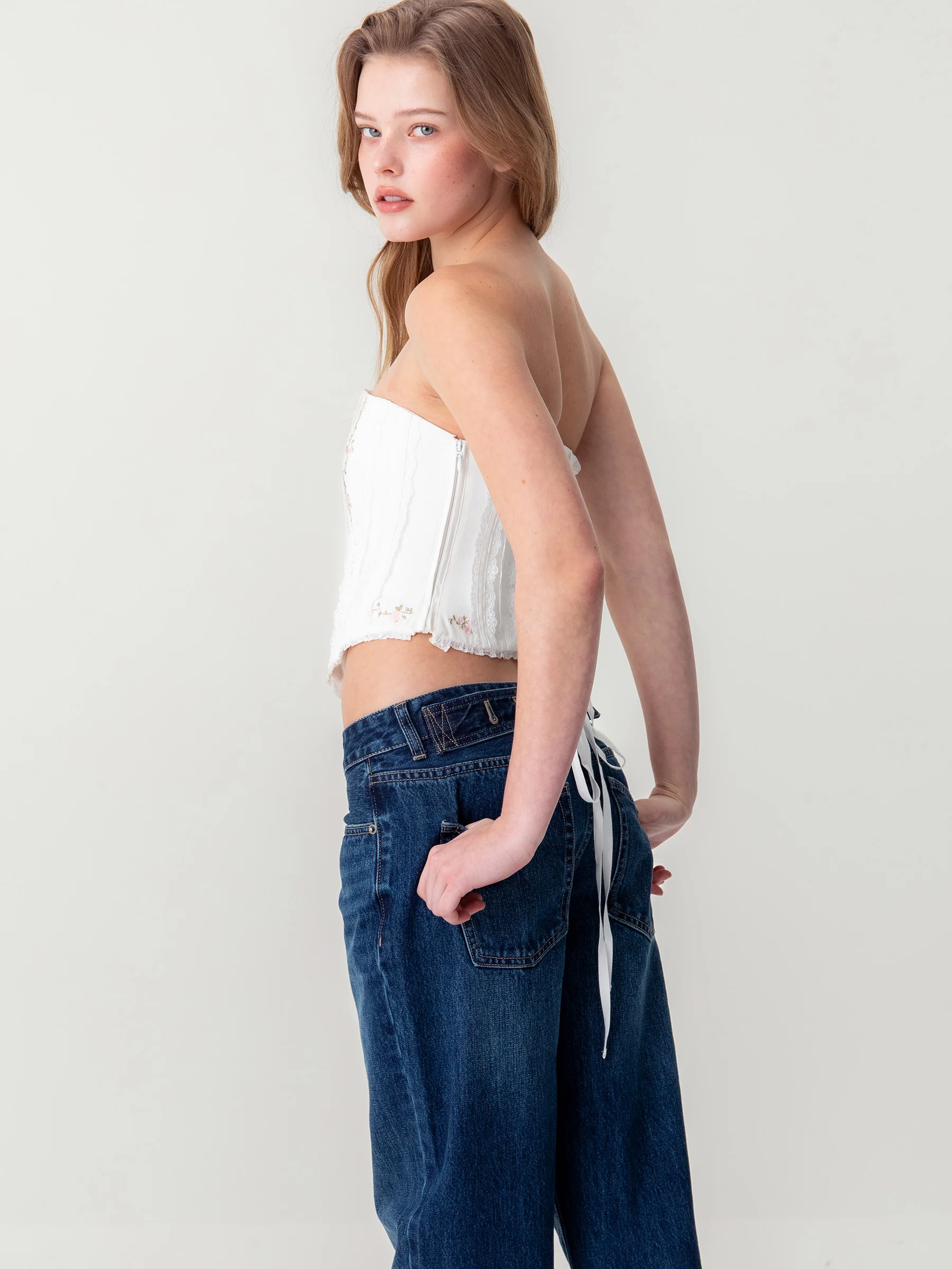 CINCH BACK ROLL-UP JEANS (BLUE) - Image 6