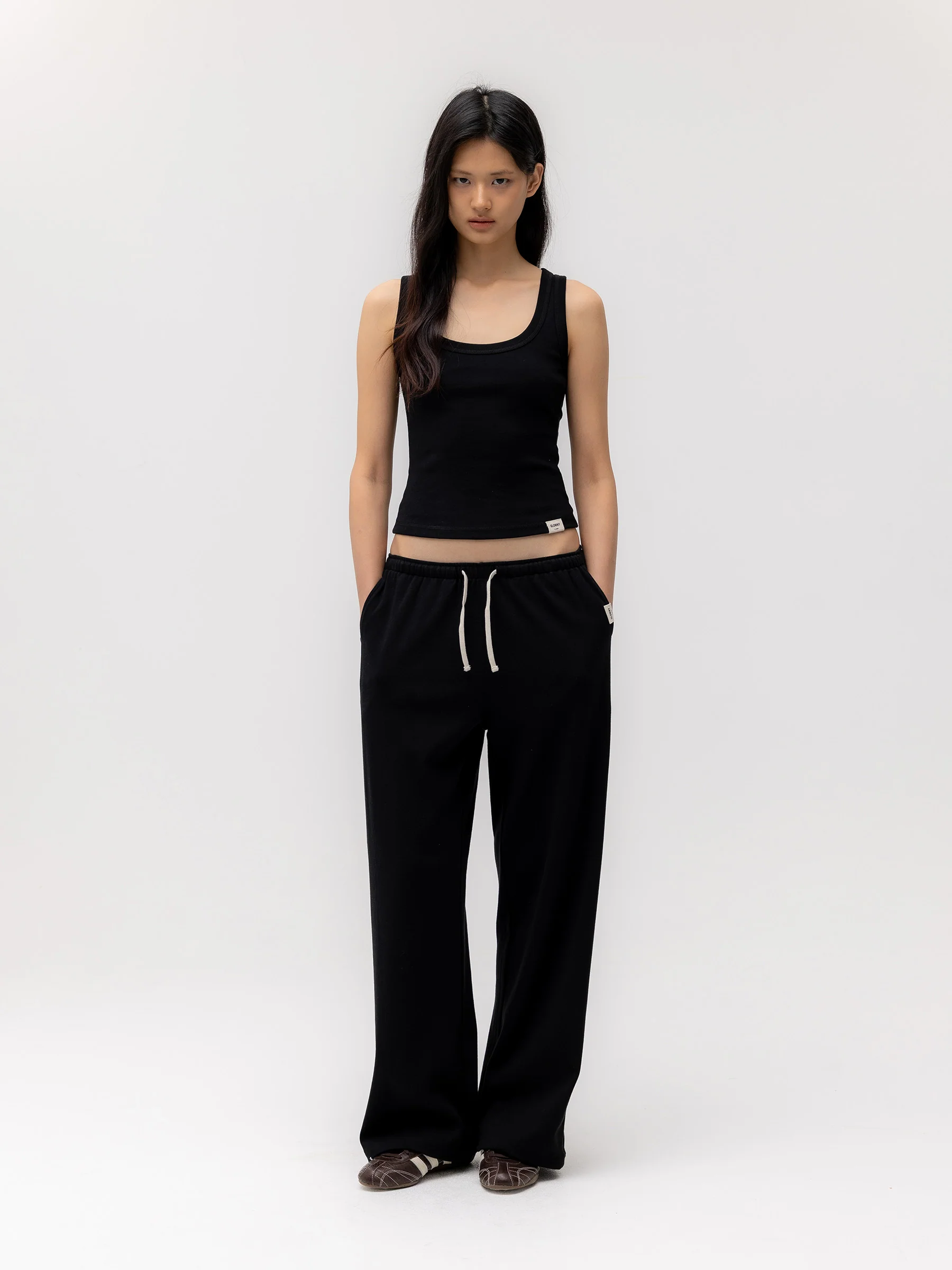 G CLASSIC SCOOP NECK SLEEVELESS - Image 26
