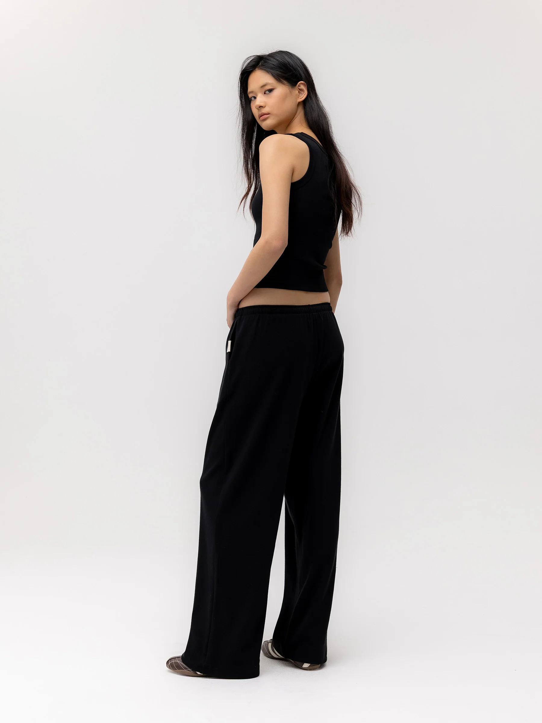 G CLASSIC SCOOP NECK SLEEVELESS - Image 27