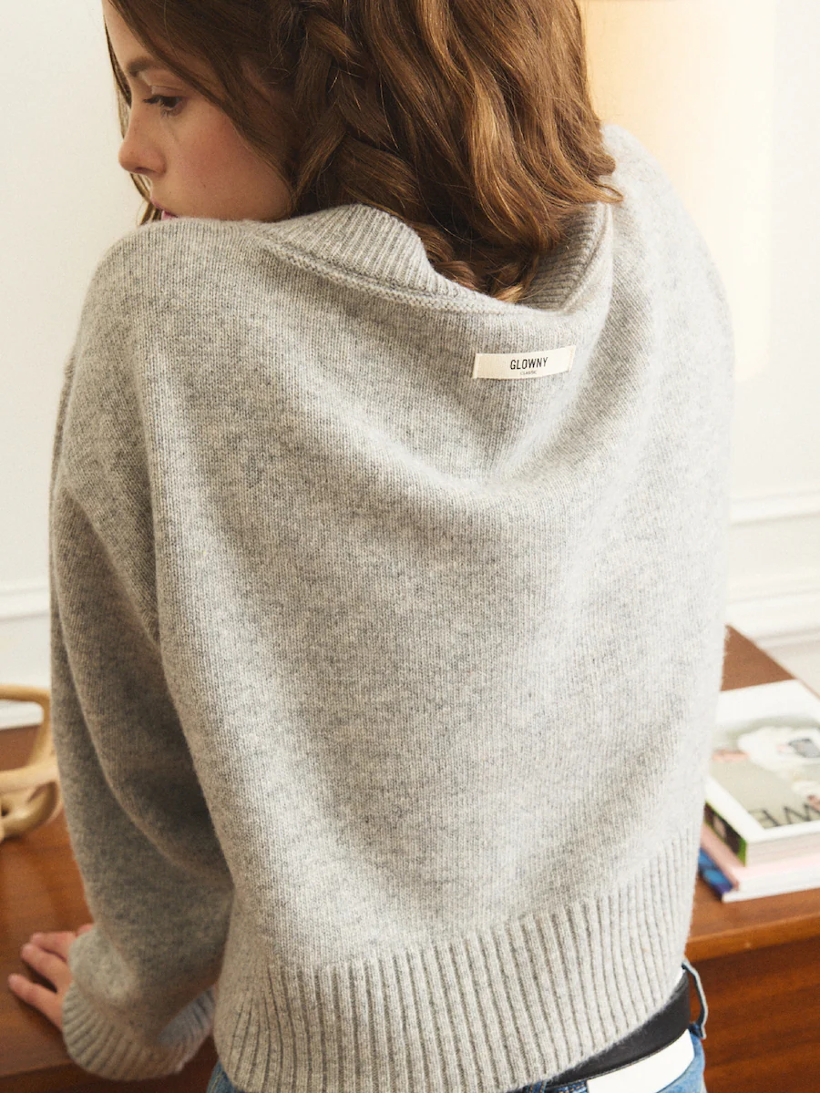 G CLASSIC V-NECK KNIT PULLOVER - Image 6