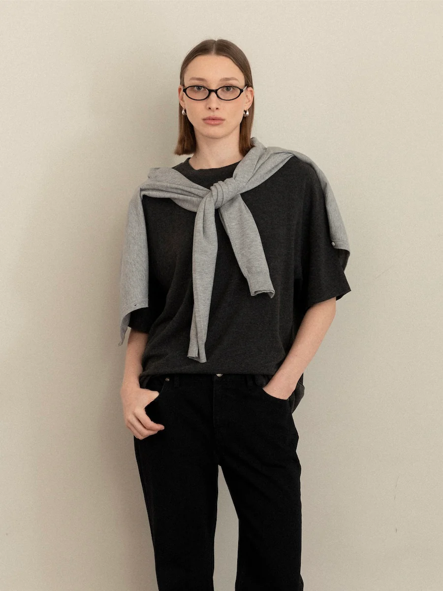 G COZY BOX TEE - Image 8