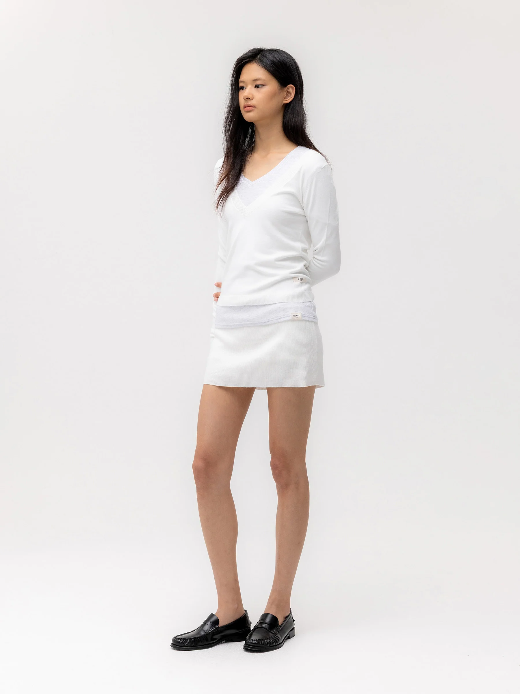 G DEEP V-NECK KNIT - Image 6