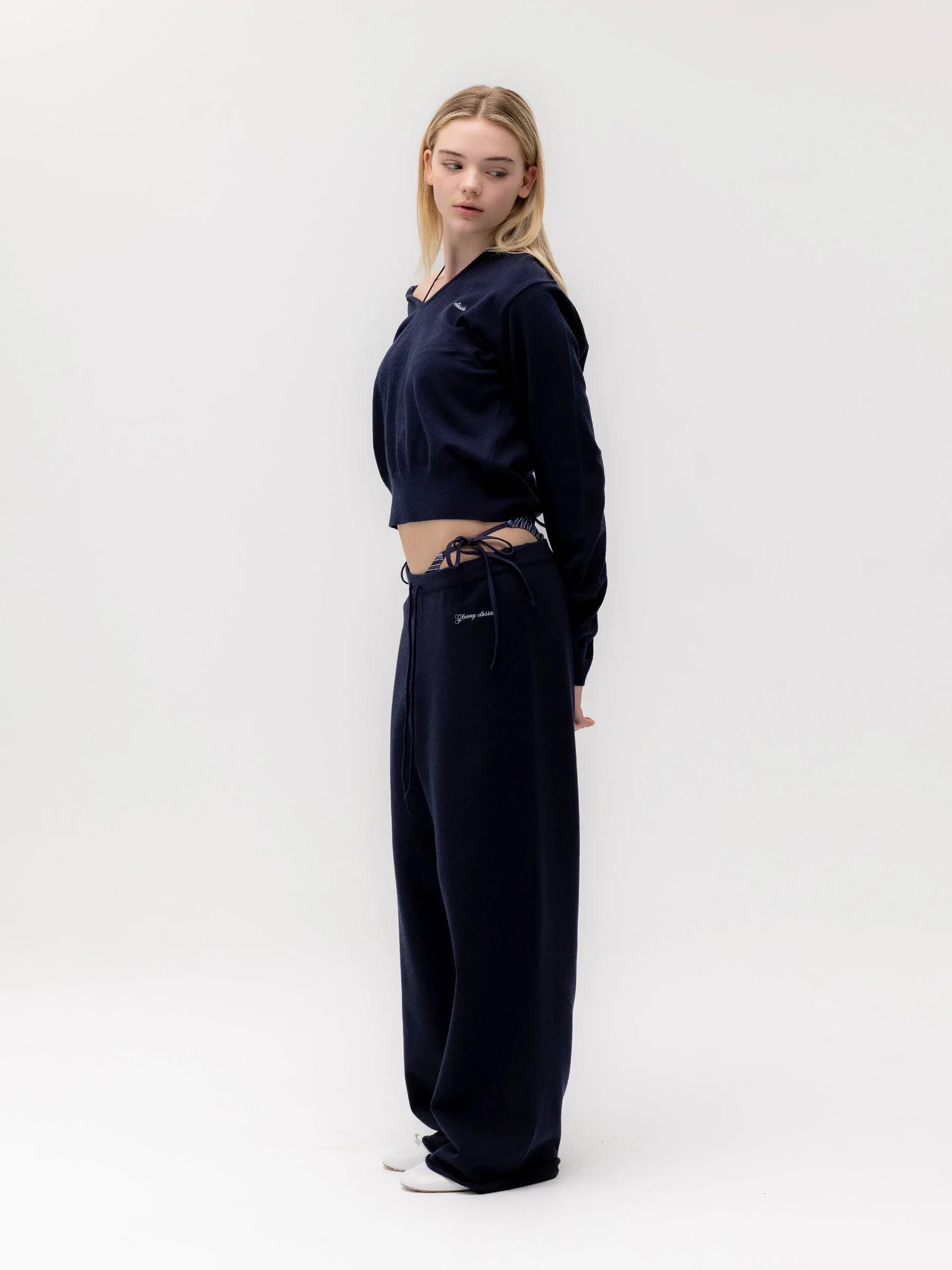 G HUG KNIT PANTS - Image 13