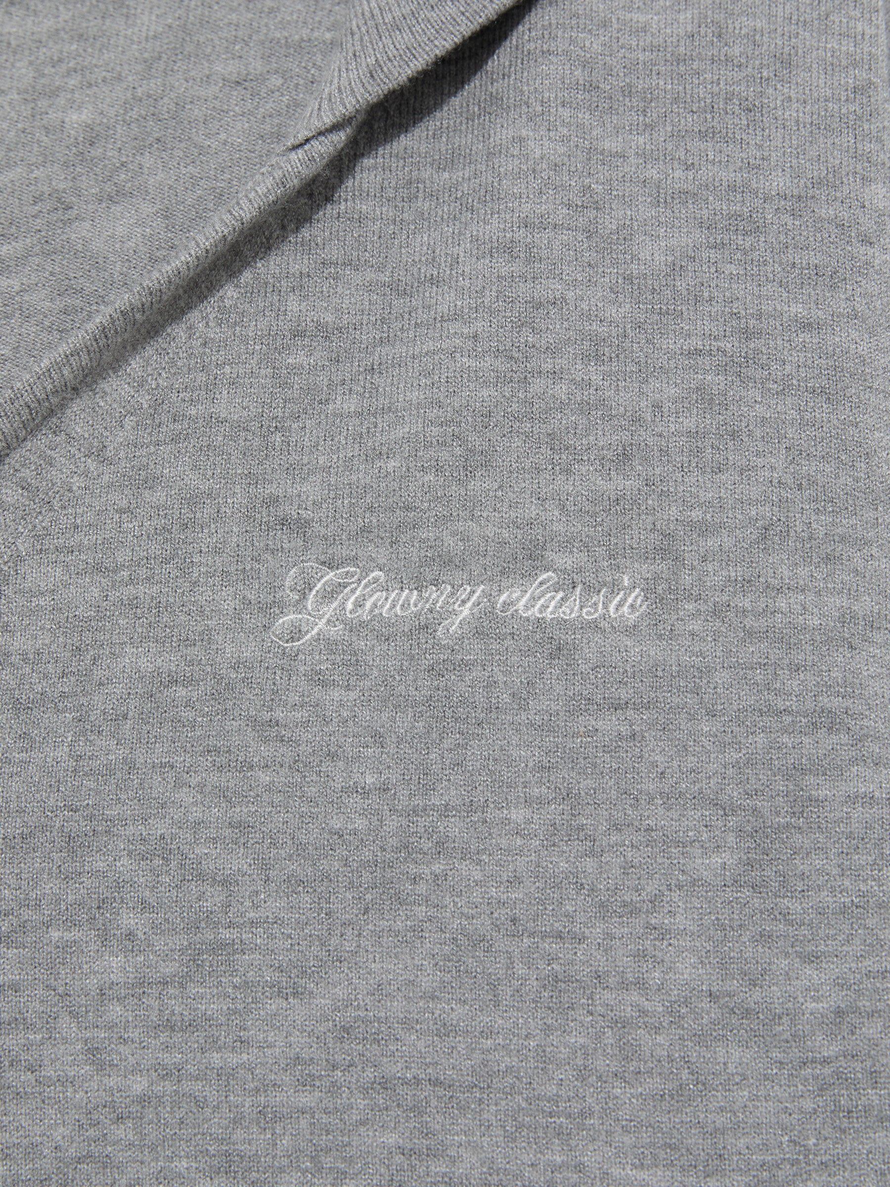 G HUG V-NECK KNIT HOODIE - Image 25