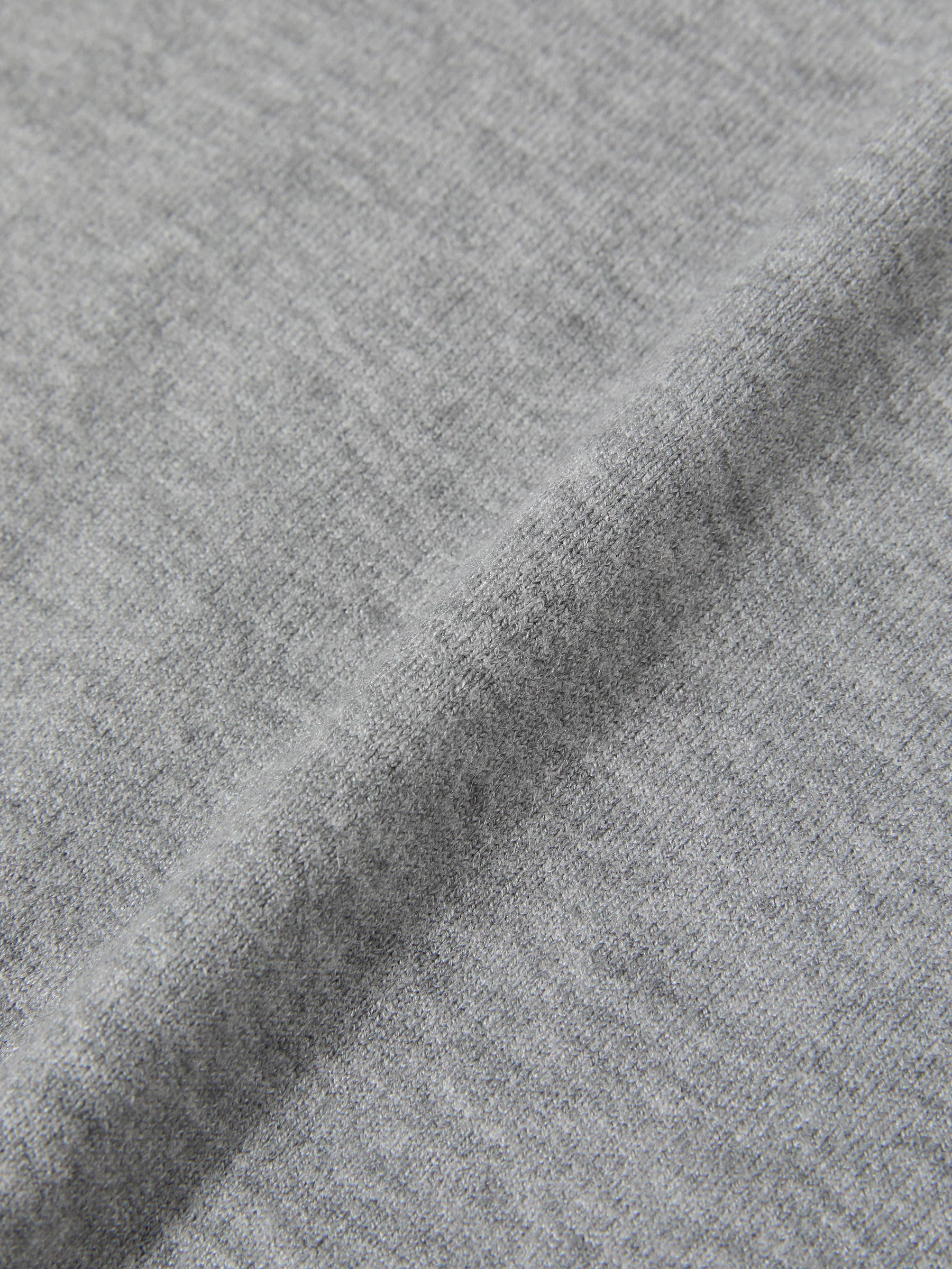 G HUG V-NECK KNIT HOODIE - Image 26
