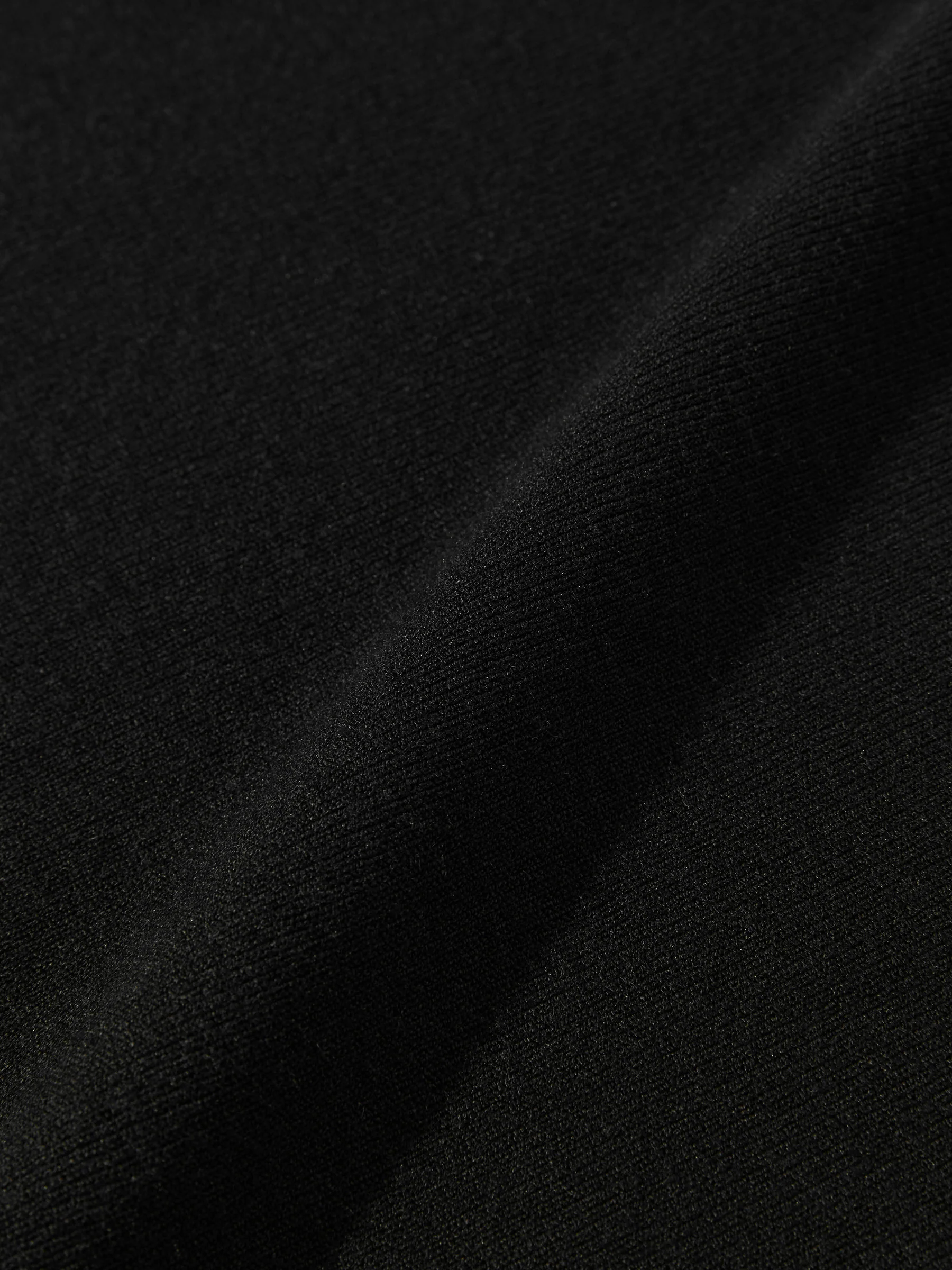G REST KNIT SLEEVELESS - Image 16