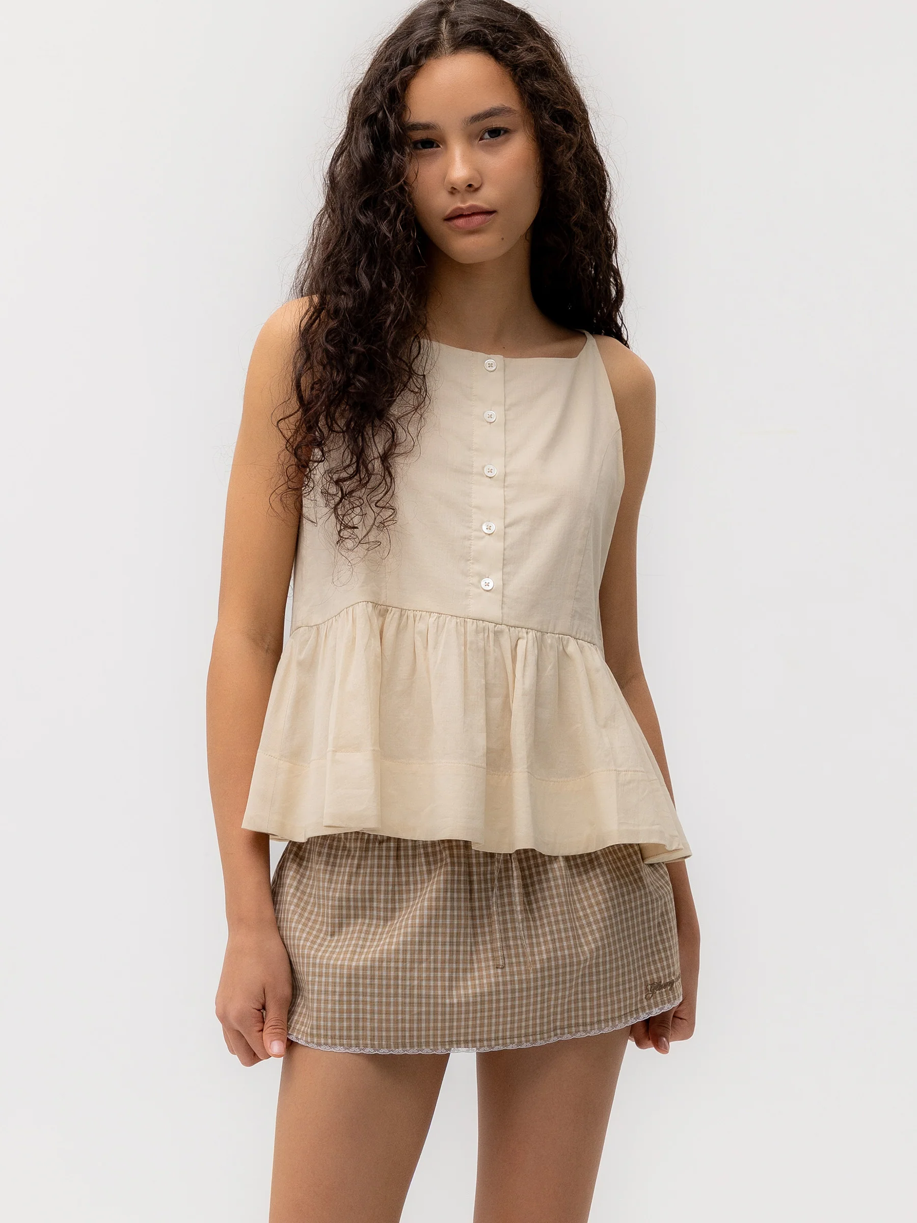 G RUFFLED BUTTON BLOUSE - Image 11