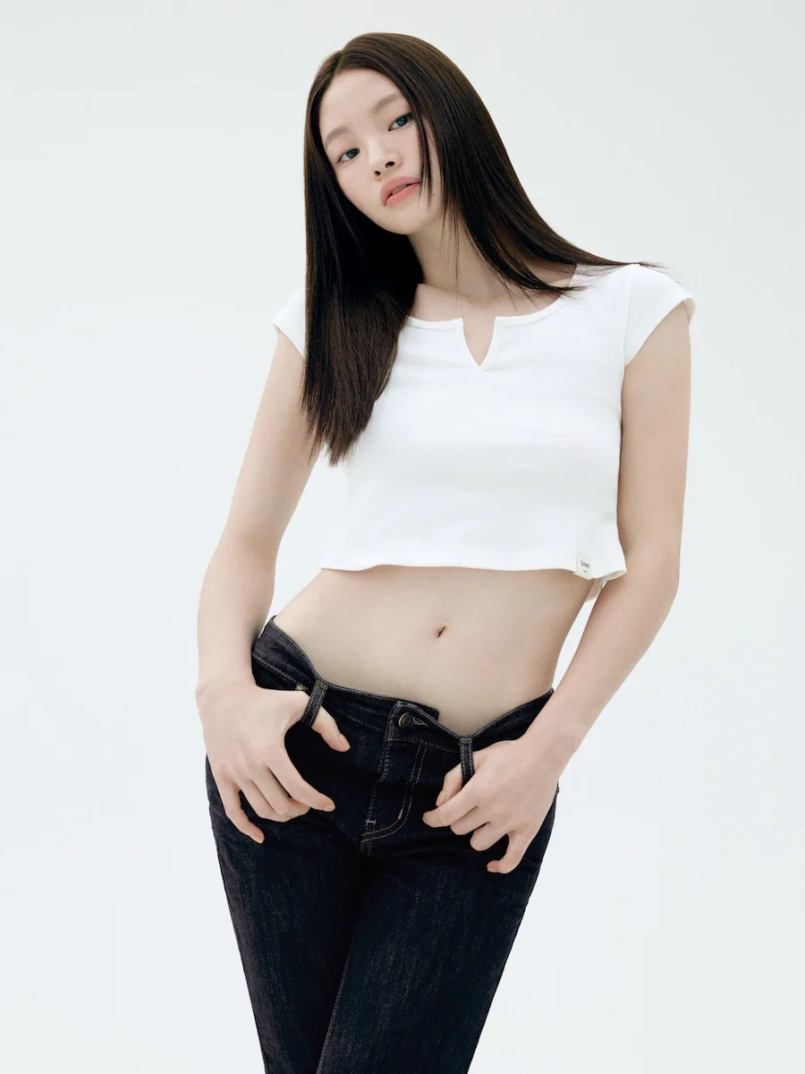 G SLIT TEE - Image 6