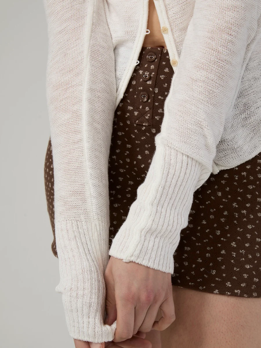 HOUSE BUTTON CARDIGAN - Image 32