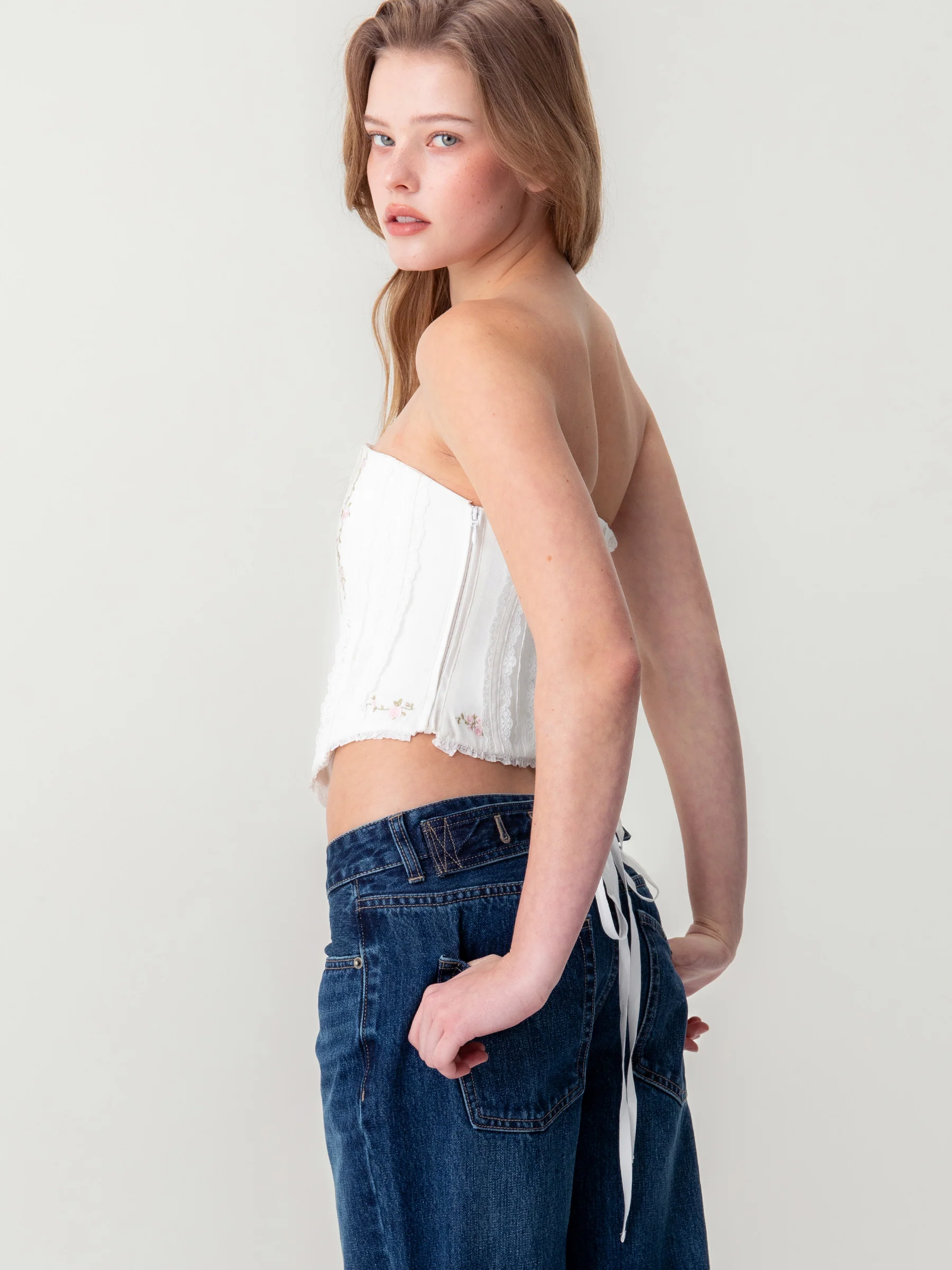 LACE ROSE CORSET TOP (WHITE) - Image 3
