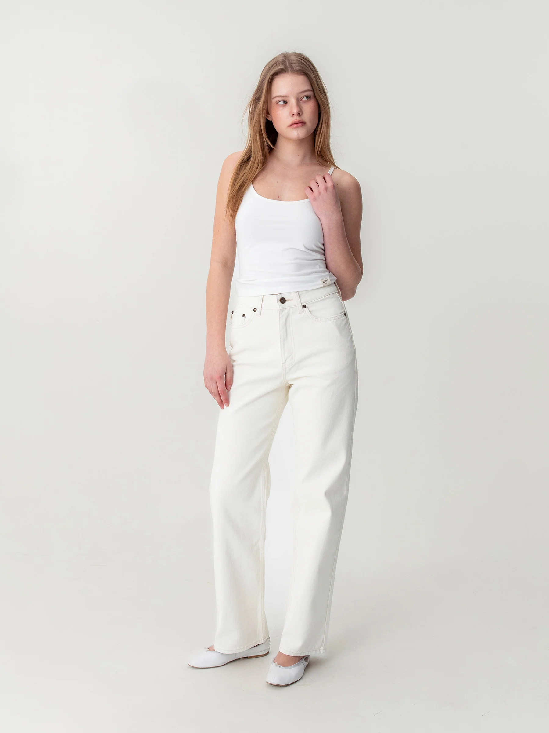 THE EMMA JEANS - Image 21