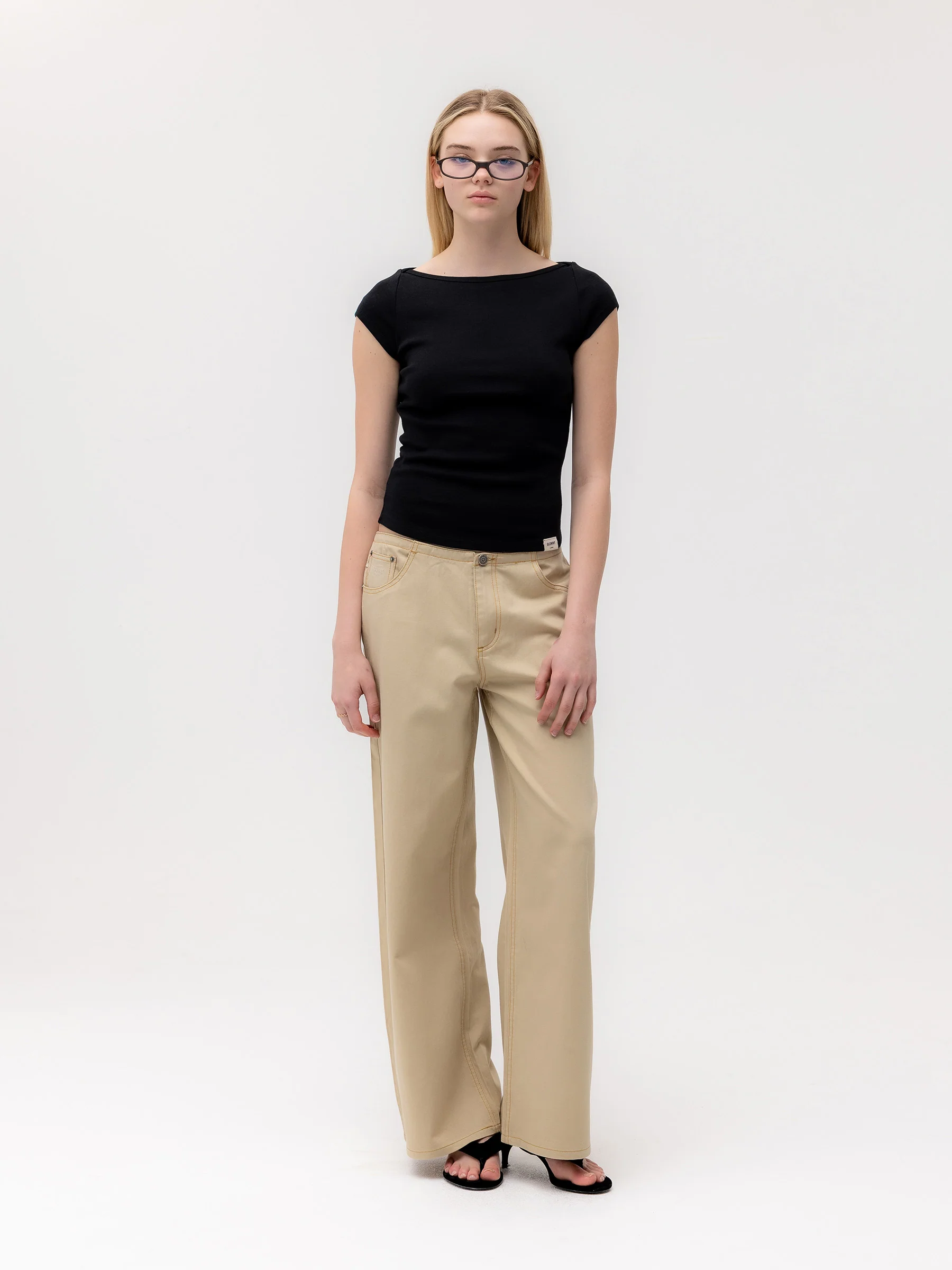 THE SAVANNA JEANS - Image 14
