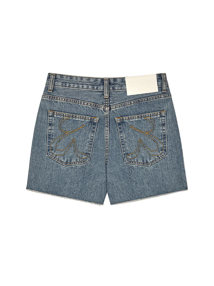 THE WESTERN SHORTS - Image 6